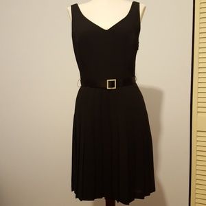 LAUNDRY by SHELLI SEGAL size 6